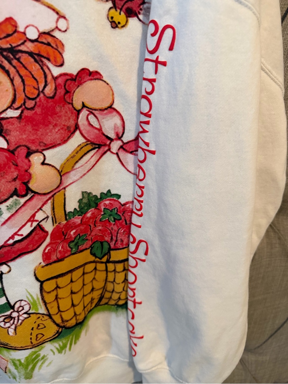 Strawberry Shortcake White Graphic Sweatshirt - Picture 3 of 4